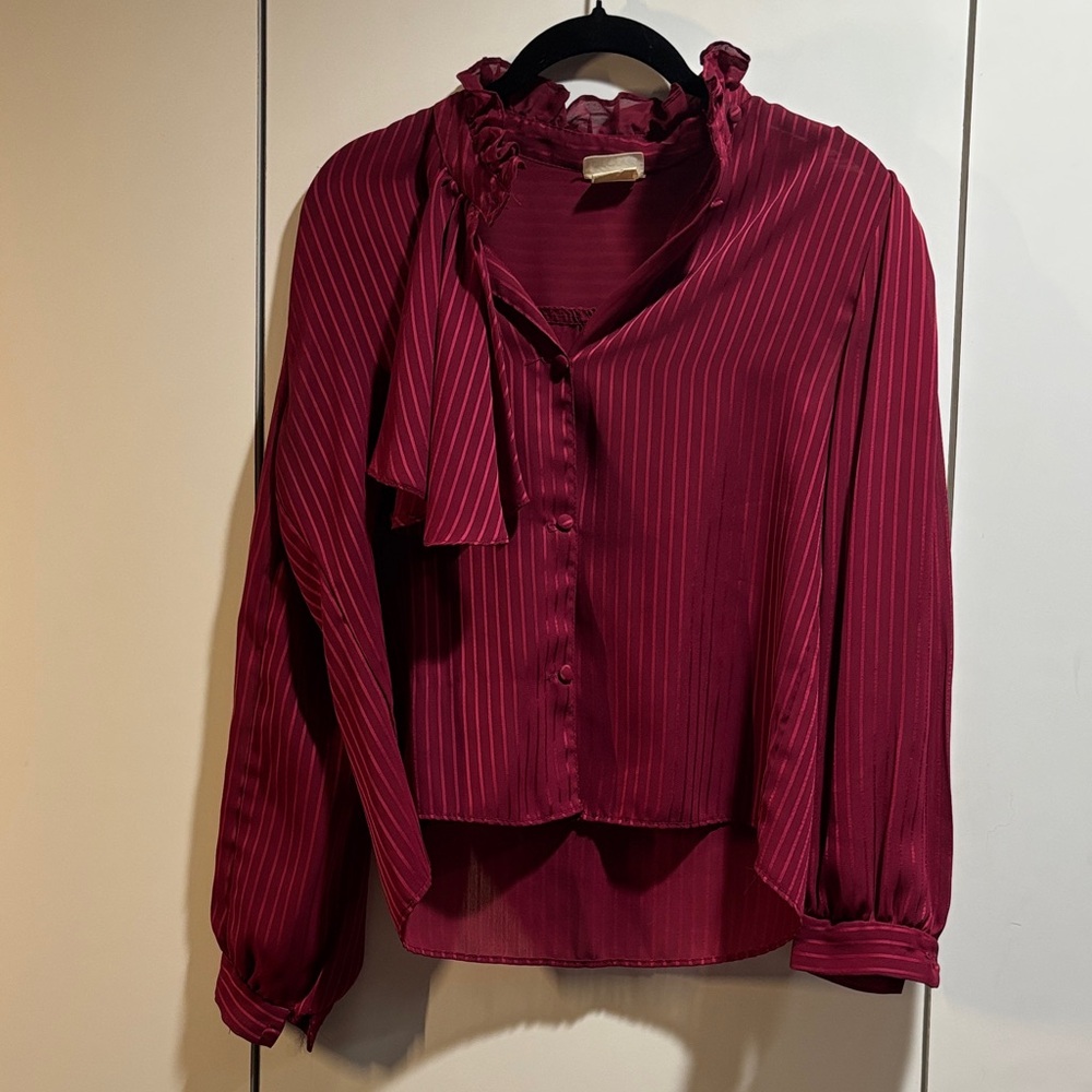 Elegant Maroon Striped Blouse‎